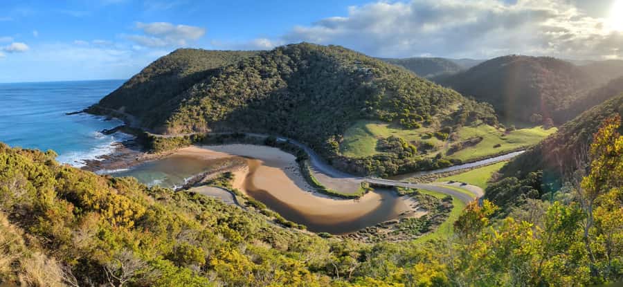2 Day Great Ocean Road Small Group Tour - Bells Beach to Lorne, Kennett River, and an Apollo Bay Villa That Recharges You