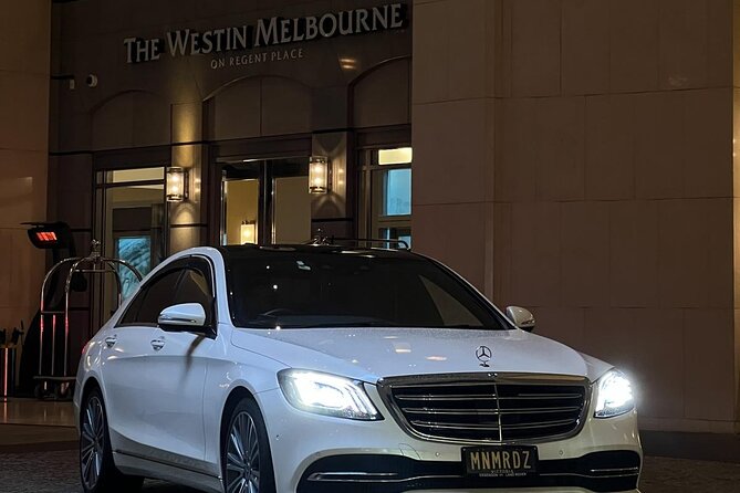 Airport Transfers - Chauffeur Car & Limo Services of Melbourne - What the Transfer Feels Like in Practice: Luggage, Timing, and Arrival