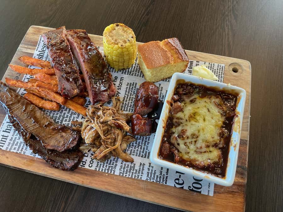 Bellarine Winery: Texas BBQ Platter Lunch with Wine - The Texas BBQ platter, what you actually get