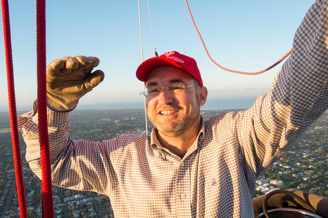 Bendigo Premium Balloon Flight plus buffet champagne breakfast - Weather and flight timing: why your schedule can flex