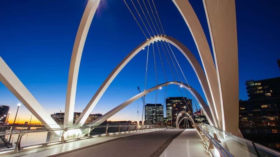Best of Melbourne: Private Walking Tour with a Local - Insider Tips on Getting Around, Shopping, and Night Plans