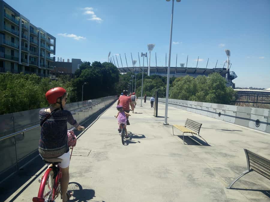 Classic Melbourne Bike tour - Electric assist and safety: how the ride stays easy