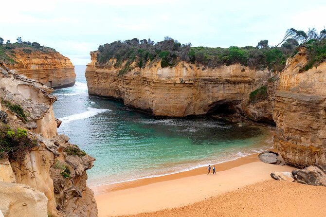 Coastal Magic - Melbourne 12 Apostles & Beyond - Entering the day at the Twelve Apostles: what you can do in about an hour