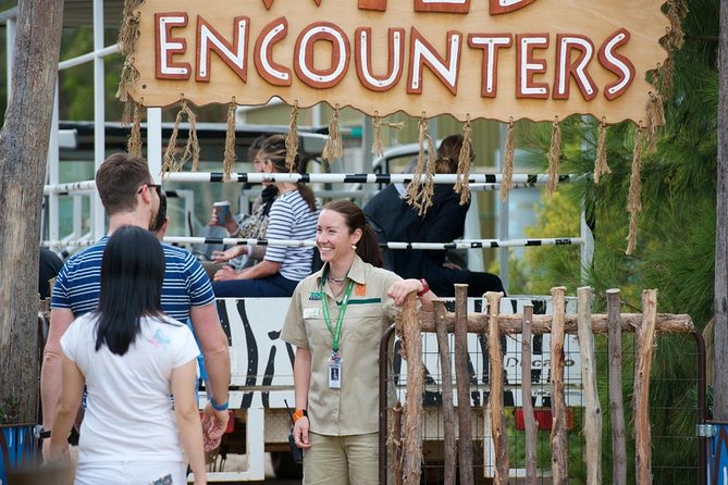 Deluxe Safari Adventure at Werribee Open Range Zoo - excl. entry - How the 75 Minutes Usually Play Out on the 4WD Safari