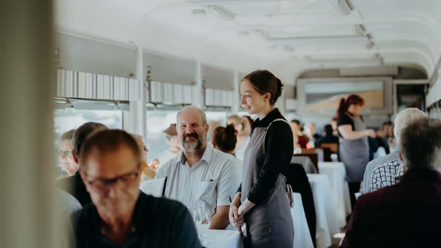 Drysdale: Restaurant Train Dining Experience - The Q Train Restaurant Dining Between Drysdale and Queenscliff