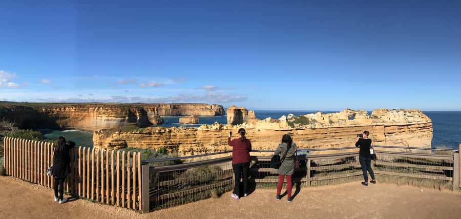 From Melbourne: Great Ocean Road Boutique Tour in Reverse - Gibson Steps and Razorback: short walks with big photo payoff