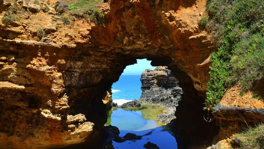 From Melbourne: Great Ocean Road Day Trip with Dinner - The drive stretches, but it’s part of the point