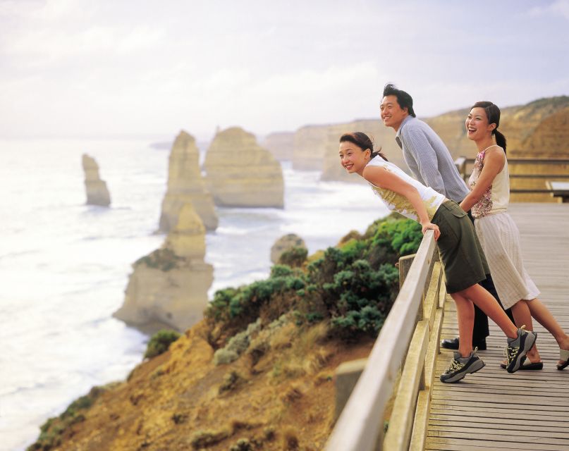 From Melbourne: Reverse Great Ocean Road Day Trip with Lunch - Great Otways National Park: a guided rainforest walk with big tree energy