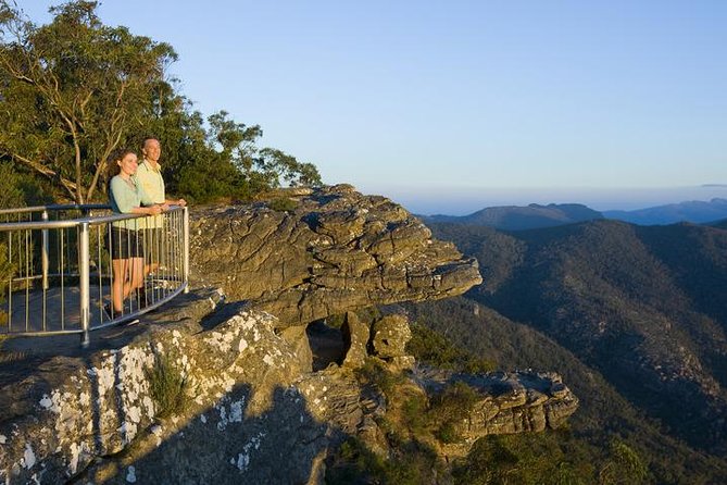 Grampians National Park with MacKenzie Falls and Kangaroos - Beaufort to Halls Gap, Where the Day Gets Its Context
