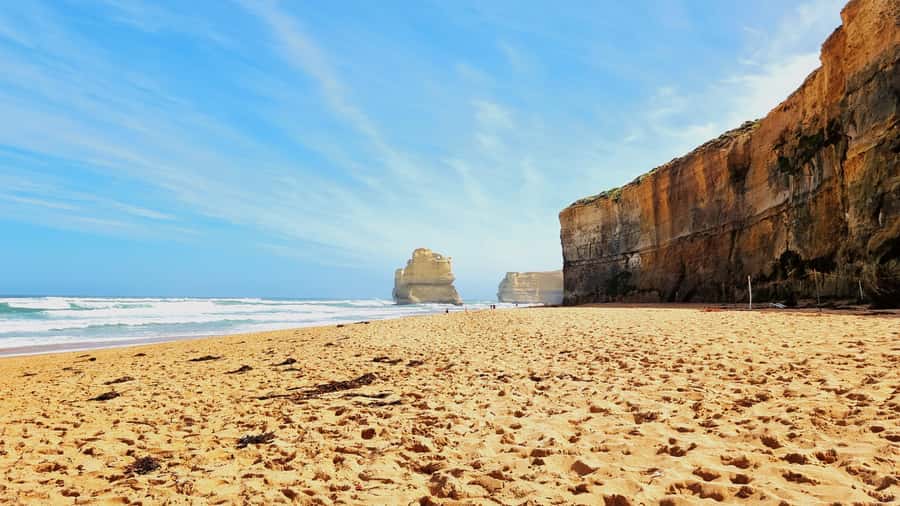 Great Ocean Road Lux Tour Max 11 Hotel Pickup - What makes this tour different on the Great Ocean Road