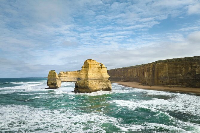 Great Ocean Road Reverse Tour with Iconic Stops & Wildlife - Apollo Bay and Lorne Beach: lunch on your terms plus coast time