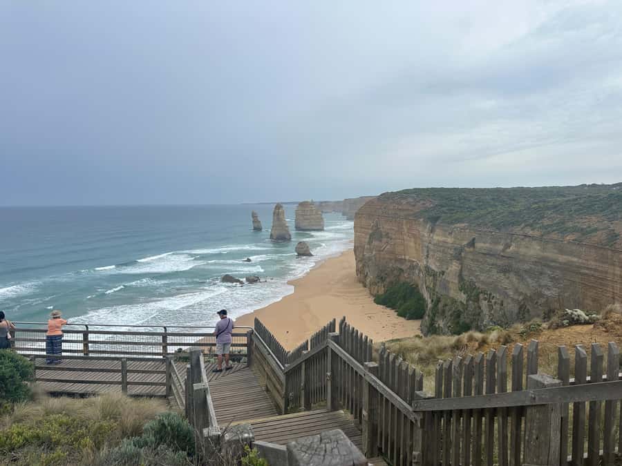 Great Ocean Road Tour PRIVATE LUXURY-FREE entry,hotel pickup - Price and what you really get for about $80 per person