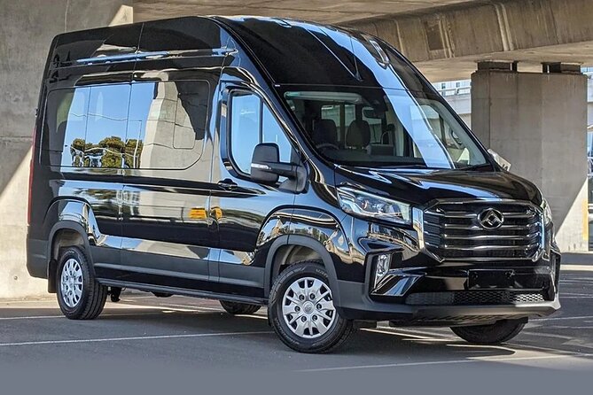 Great Ocean Road Tour Reverse –SML GRP-DLUX Mini Bus Hotel Pickup - Tom and Eva Lookout, Loch Ard Gorge, and Why These Stops Hit