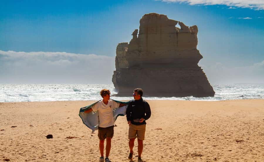 Great Ocean Road Tour w/ Deluxe Minibus & Top-Rated Guide - Torquay Coffee Break and the Memorial Arch Photo Stop