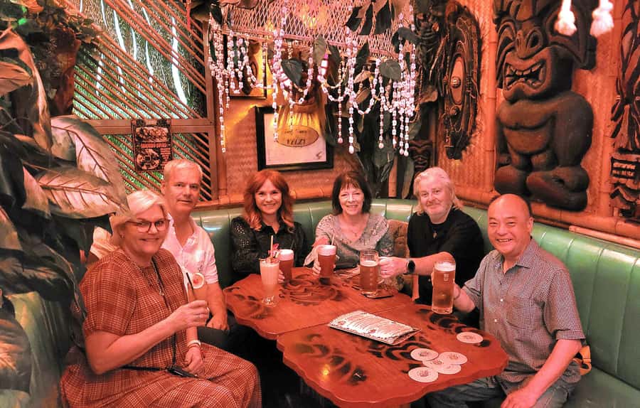 Hidden Bars Tour - What It Feels Like to Visit 10 to 15 Bars on Purpose