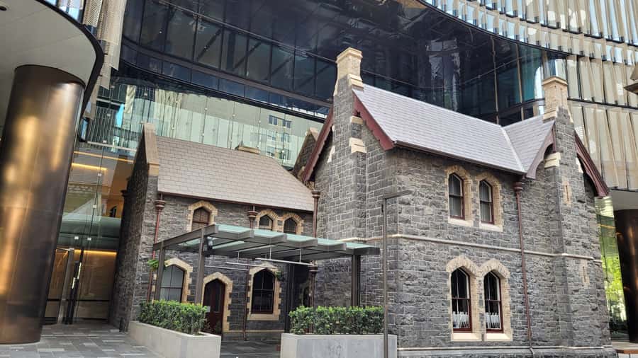 Icons of Melbourne Walking Tour - Key highlights that make this walking tour worth your $68