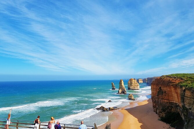 Lux Great Ocean Road Tour Reverse - Max 11 Hotel Pickup - Pickup points, small-group comfort, and the 11-hour reality