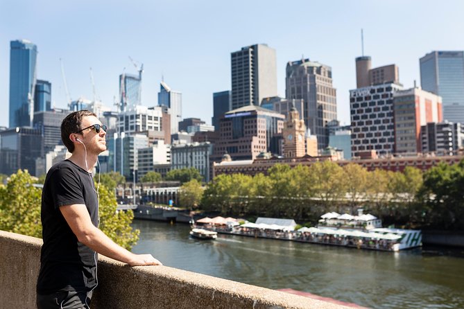 Marvellous Melbourne: A Self-Guided Audio Tour - Getting your bearings with VoiceMap and offline audio