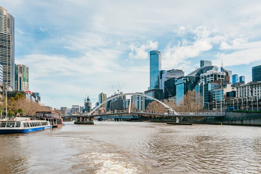 Melbourne: 1-Hour Gardens and Sporting Precinct River Cruise - Royal Botanic Gardens, River Trees, and the Limits of Outside Viewing