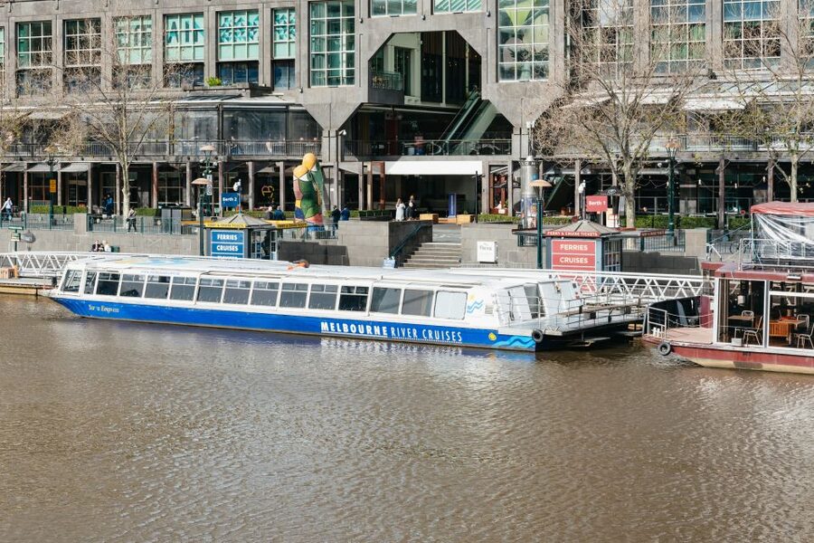Melbourne: 1-Hour Gardens and Sporting Precinct River Cruise - Inside vs Outside, Comfort, and Where to Sit for Better Photos