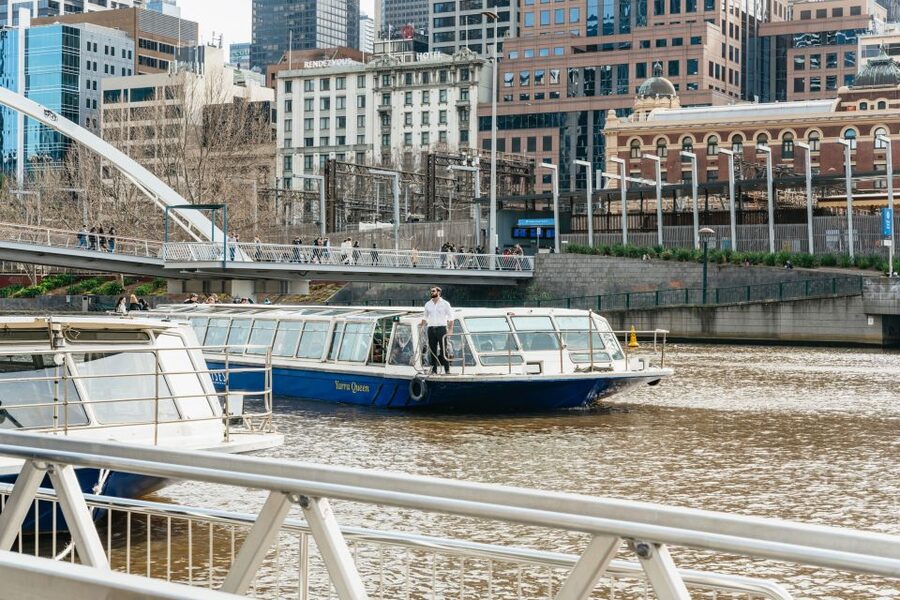 Melbourne: 1-Hour Gardens and Sporting Precinct River Cruise - Commentary in English, and the Reality of Audio Clarity