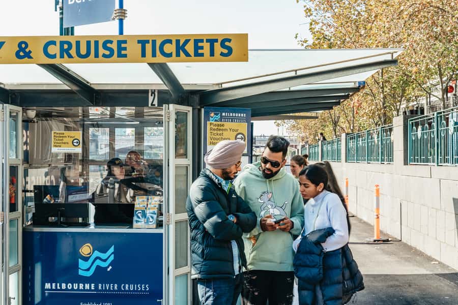 Melbourne: 2-Hour City Highlights River Cruise - GPS Audio Commentary: Easier Than You Think