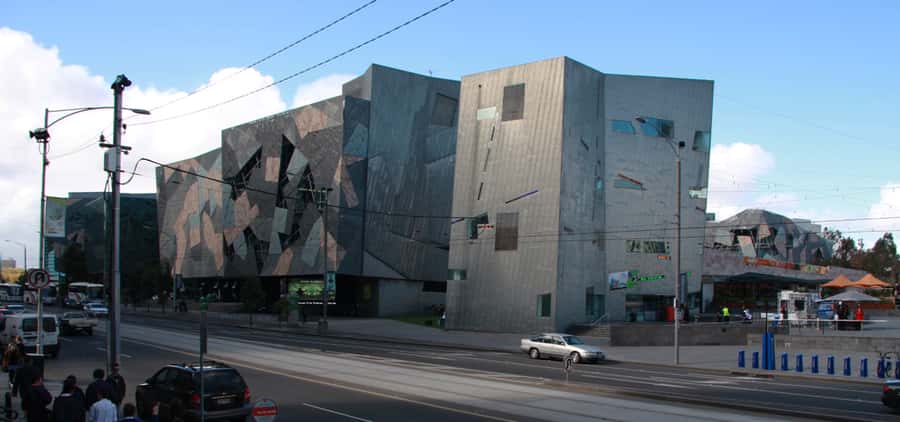 Melbourne 3-Hour Small Group Tour with Beach Boxes - Small Group Pace, Hotel Pickup, and Your Starting Moment