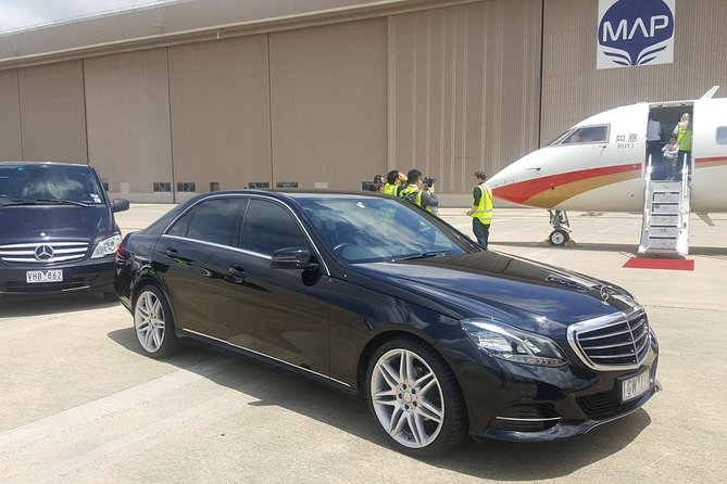 Melbourne Airport Arrival Or Departure Luxury Car Transfers - Vehicle choice and luggage reality: sedan vs SUV vs van