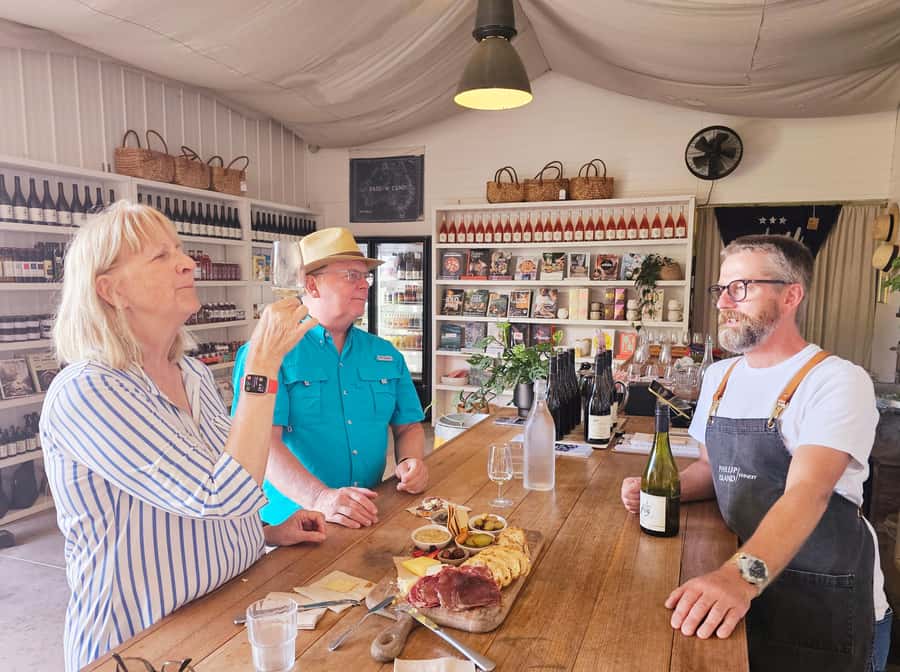 Melbourne: Boutique Phillip Island Wine, Dine & Penguin Tour - Phillip Island Winery: wood-fired lunch, tasting, and a grazing platter that actually fills you up