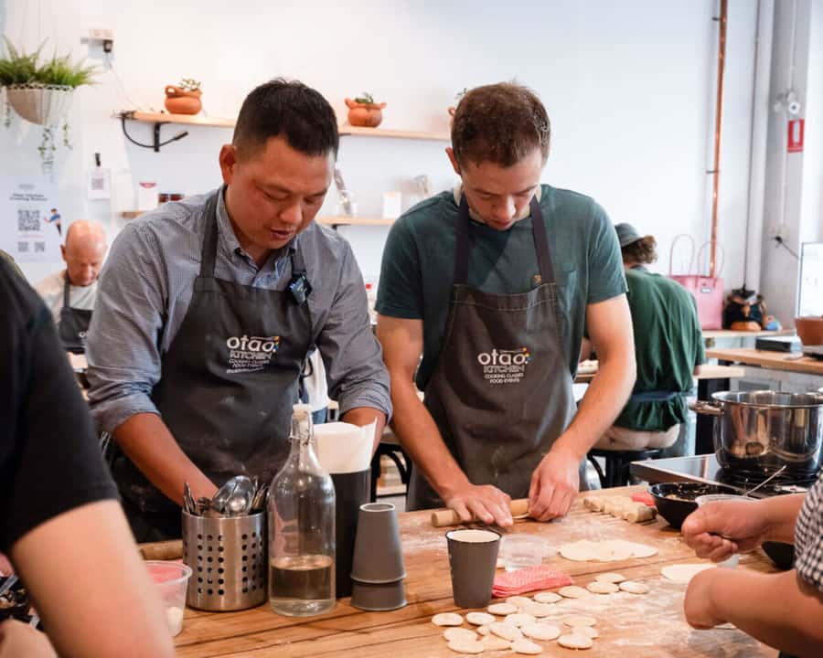 Melbourne: Chinese Dumpling Cooking Class with a Drink - Key highlights at a glance