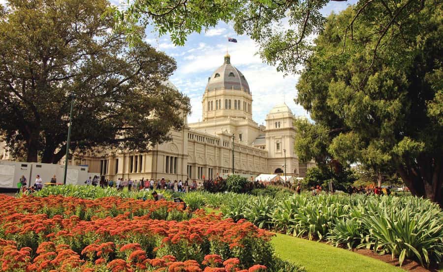 Melbourne: City Highlights Group Tour by Bus - Shrine of Remembrance: The Stop That Gives the City Weight