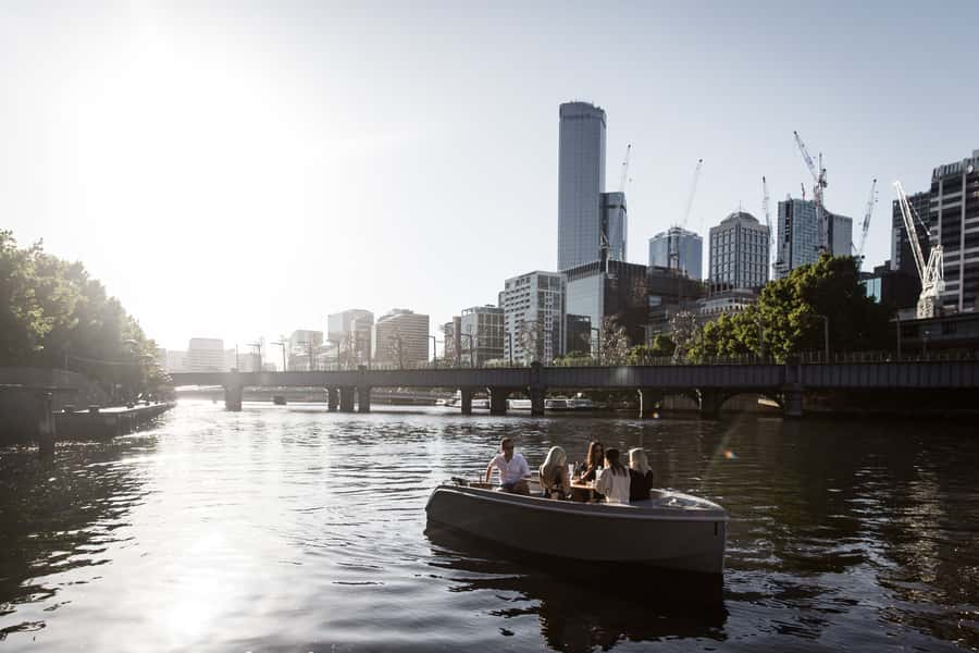 Melbourne: Electric Picnic Boat Rental on the Yarra River - Be the captain: self-drive electric boats on the Yarra