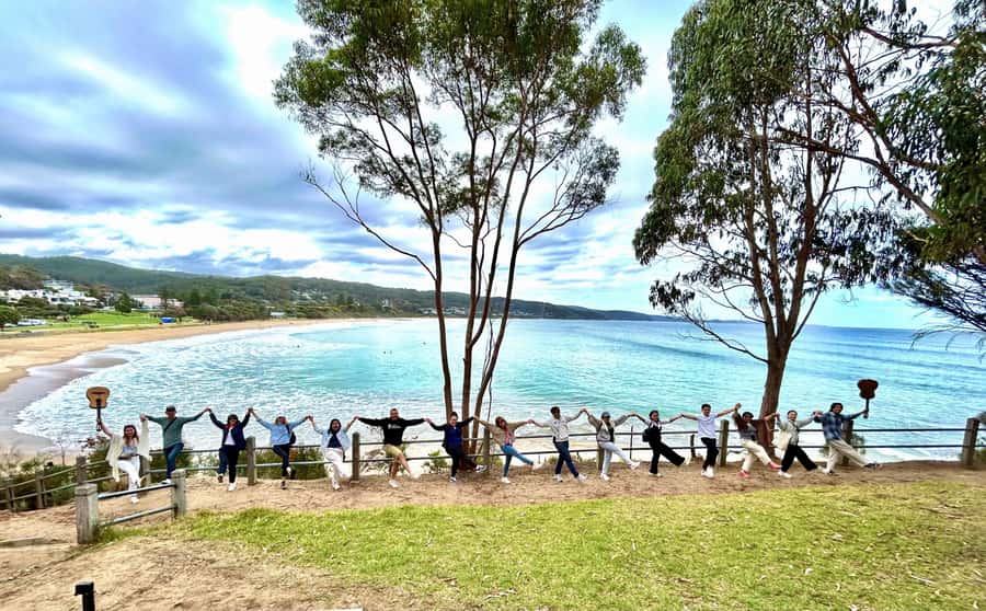Melbourne Great Ocean Road Benz SmallGroup&LuxCoach BigGroup - Twelve Apostles timing, Eastern View photos, and why you should care