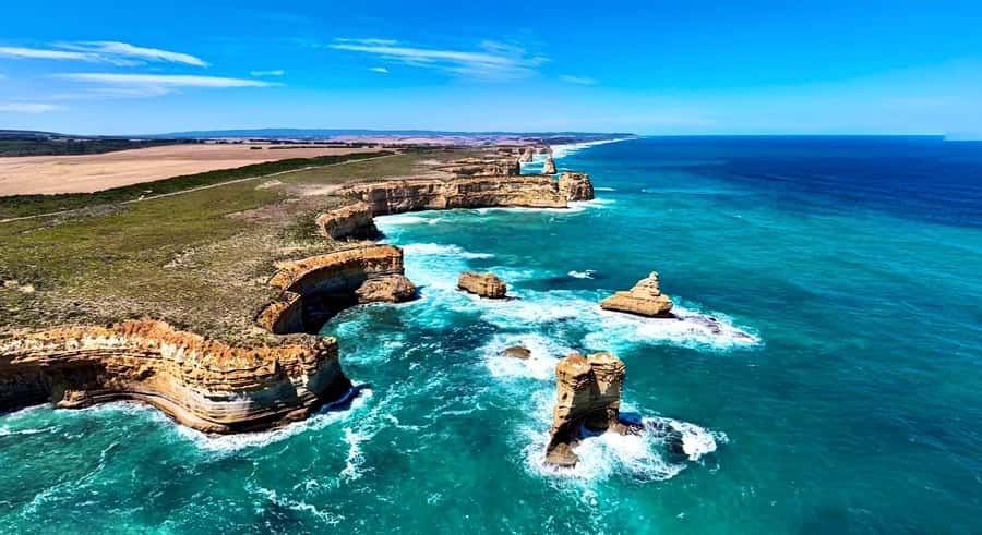 Melbourne Great Ocean Road Benz SmallGroup&LuxCoach BigGroup - Where you start: the Great Southern Hotel meeting point