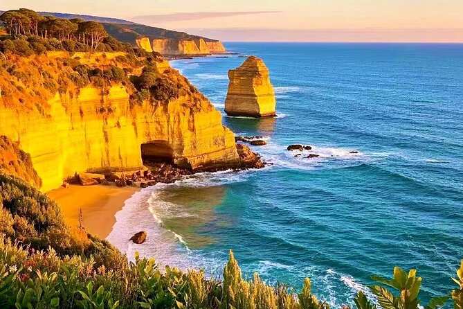Melbourne Great Ocean Road Reverse Tour + London Bridge wildlife - The logic behind going in reverse, start to finish