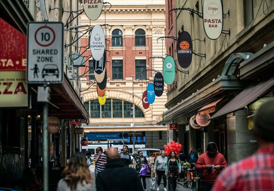 Melbourne: Guided Walking and Foodie Tour - The spice shop stop: how it helps your next meal (and your next shopping trip)