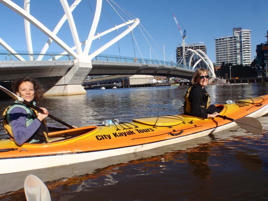 Melbourne: Iconic City Sights Kayak Experience - Key things that make this kayak tour work