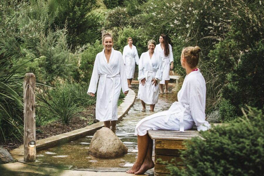 Melbourne: Mornington Peninsula & Hot Springs Tour 8 pax max - Peninsula Hot Springs Bathhouse: Towels Included and 2 Hours to Soak