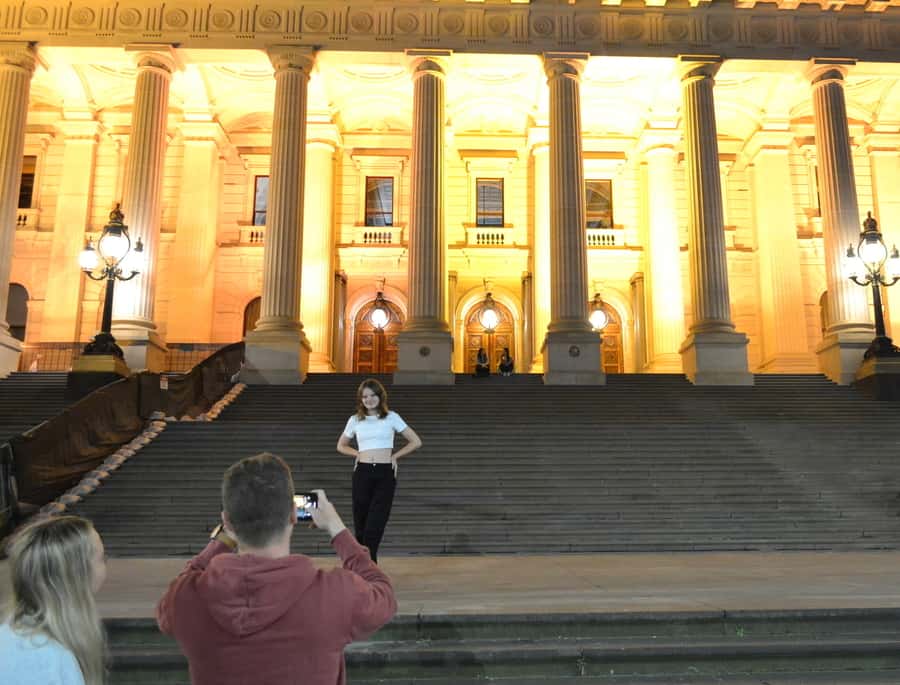 Melbourne: Nighttime Private City Tour with Transfer & Stops - Why a 2-hour private night drive can be the best first move