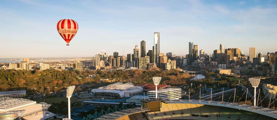 Melbourne Premium Balloon Flight 5-Star Champagne Breakfast - Safety Briefing and Pilot Q&A: Pay Attention