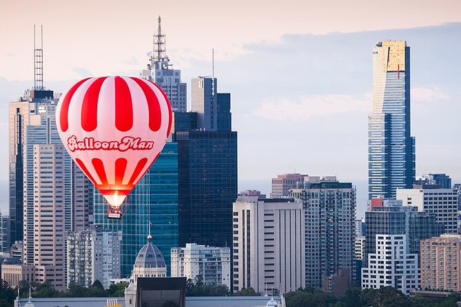 Melbourne Premium Balloon Flight plus 5-Star champagne breakfast - The landmarks you will be looking for from the sky