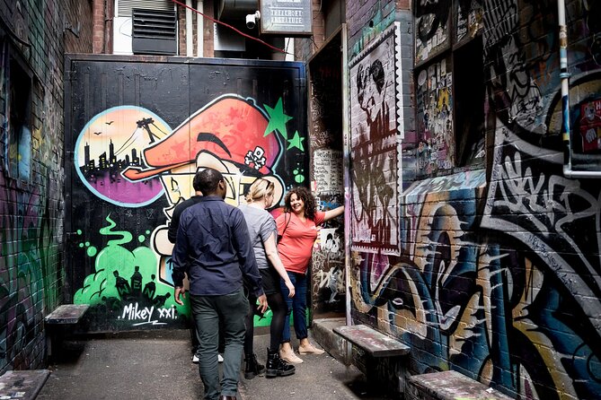 Melbourne’s History with a Drink Tour - How the guide picks bars, and how you can get the best experience