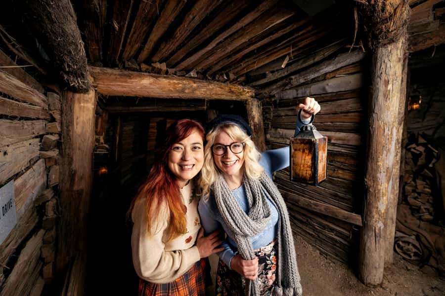 Melbourne: Sovereign Hill 'A Touch of Gold' Ballarat Tour - Panning for Gold: Your Hands-On Shot at Striking It Rich