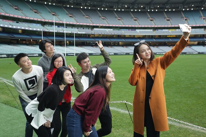 Melbourne Sports Experience + MCG Tour Combo - Price and value for $86.07, including MCG entry and treats