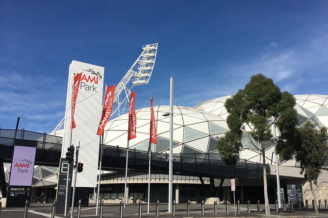 Melbourne Sports Precinct Walk with Behind-the-Scenes MCG Tour - Quick hits before you lace up