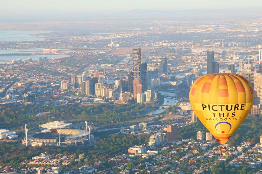 Melbourne: Sunrise Hot Air Balloon Experience with Breakfast - Why Melbourne sunrise ballooning feels different