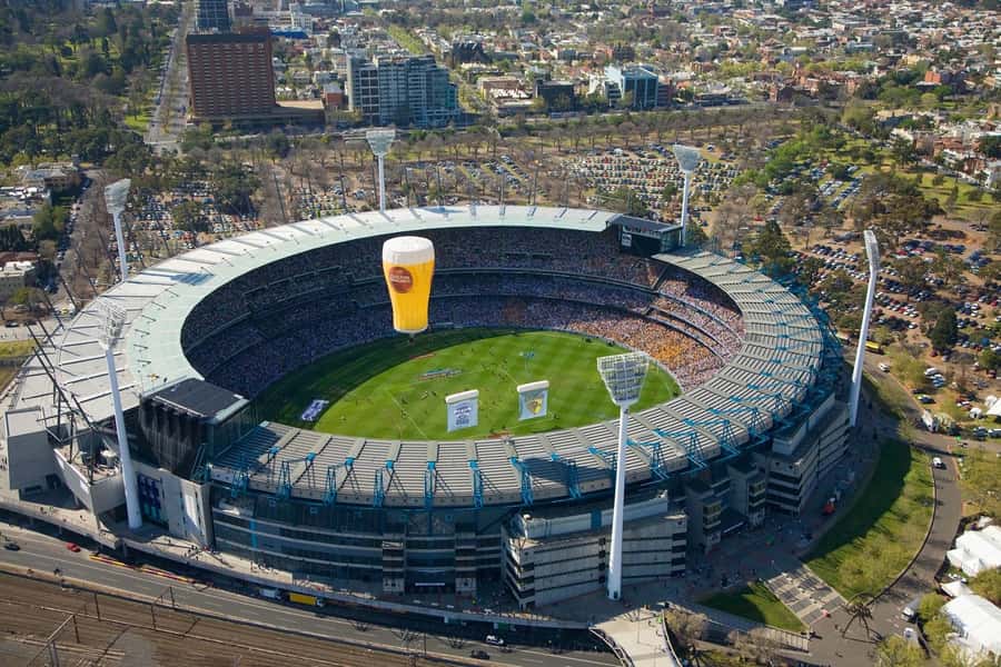 Melbourne: Sunrise Hot Air Balloon Experience with Breakfast - Champagne breakfast: the real reason to add it