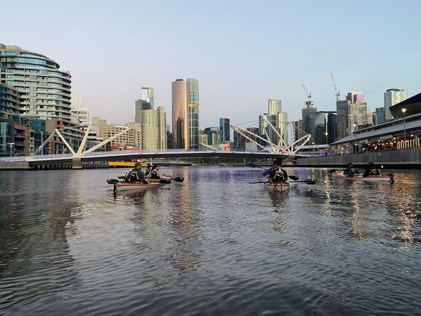 Melbourne: Sunset Kayak Tour with Dinner - Dinner on the water: fish and chips, served while you stay seated