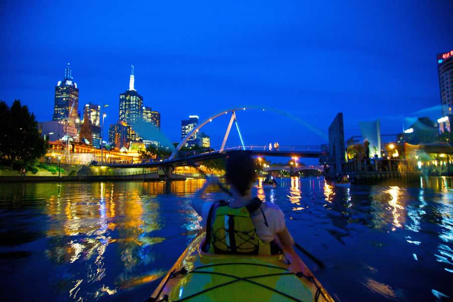 Melbourne: Sunset Kayak Tour with Dinner - Your kayak setup: stable fibreglass boats and a lesson plan for beginners