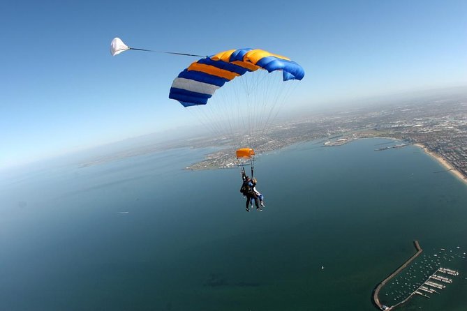 Melbourne: Tandem Skydive Experience over St. Kilda Beach - The weights and health rules you need to know before you commit